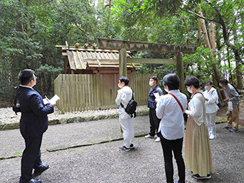 小俣町に鎮座する湯田神社