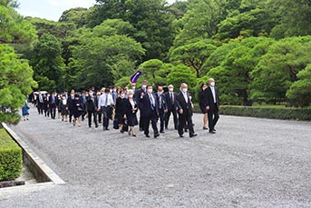 皇室弥栄・会員隆昌を祈り内宮参拝