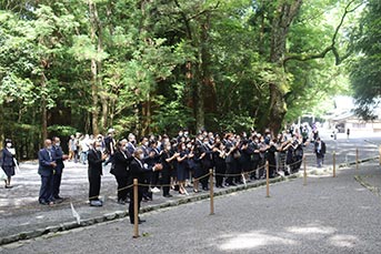 荒祭宮を遙拝