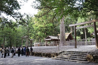 凛とした空気の瀧原宮をご参拝