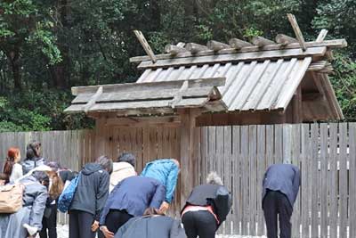 神麻続機殿神社